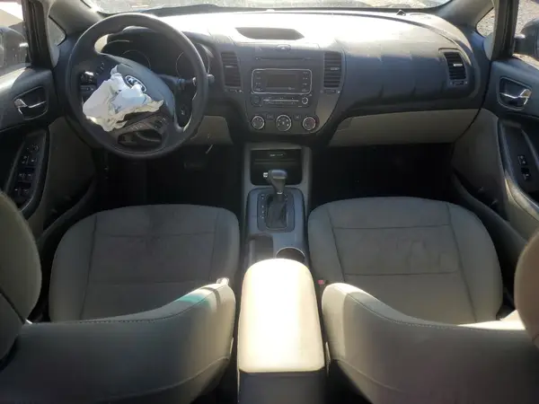 KNAFK4A6XG5573786 2016 KIA FORTE - Image 8