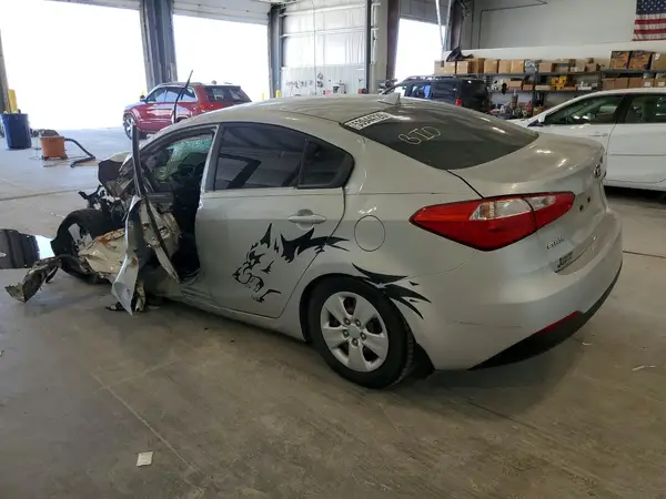 KNAFK4A6XG5574517 2016 KIA FORTE - Image 2