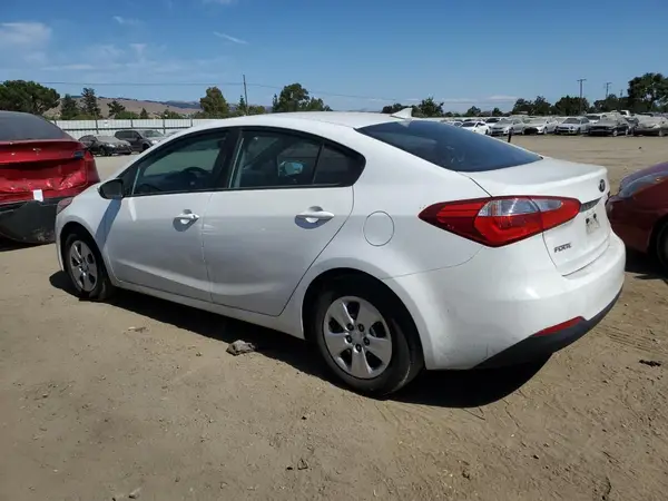 KNAFK4A6XG5576171 2016 KIA FORTE - Image 2
