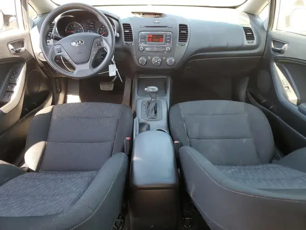 KNAFK4A6XG5576171 2016 KIA FORTE - Image 8