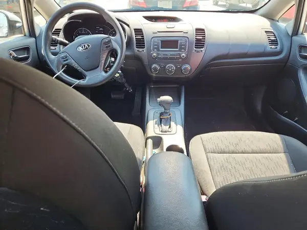 KNAFK4A6XG5577627 2016 KIA FORTE - Image 8
