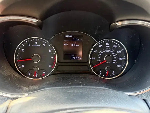KNAFK4A6XG5583167 2016 KIA FORTE - Image 8