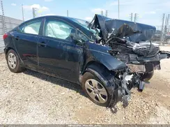 KNAFK4A6XG5589017 2016 KIA FORTE