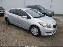 KNAFK4A6XG5592077 2016 KIA FORTE