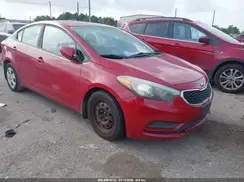 KNAFK4A6XG5595366 2016 KIA FORTE