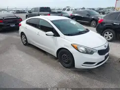 KNAFK4A6XG5597411 2016 KIA FORTE