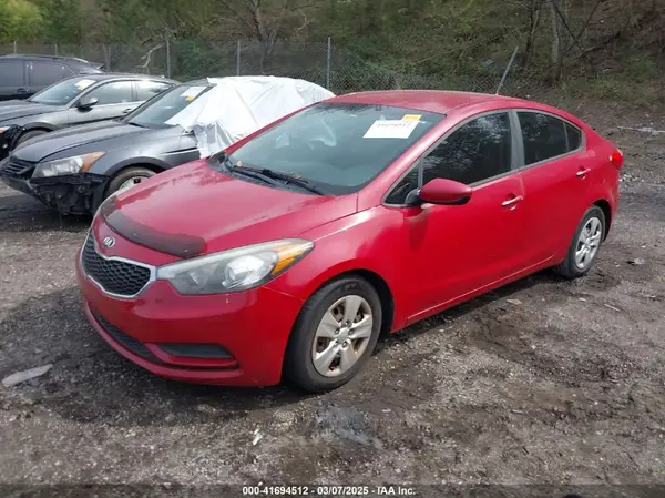 KNAFK4A6XG5600873 2016 KIA FORTE - Image 2