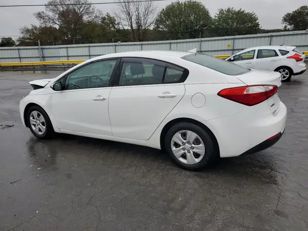 KNAFK4A6XG5601943 2016 KIA FORTE - Image 2