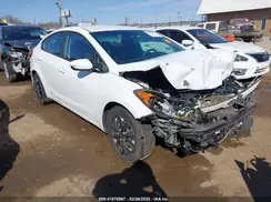 KNAFK4A6XG5606933 2016 KIA FORTE