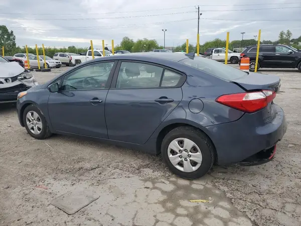 KNAFK4A6XG5611355 2016 KIA FORTE - Image 2