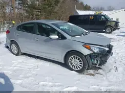KNAFK4A6XG5612117 2016 KIA FORTE
