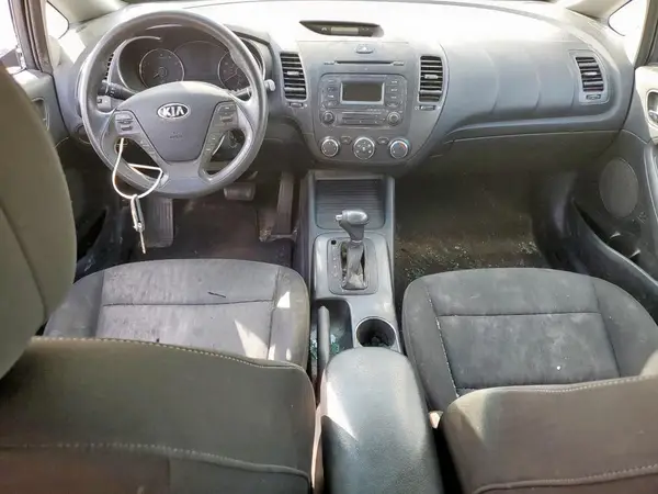 KNAFK4A6XG5613056 2016 KIA FORTE - Image 8