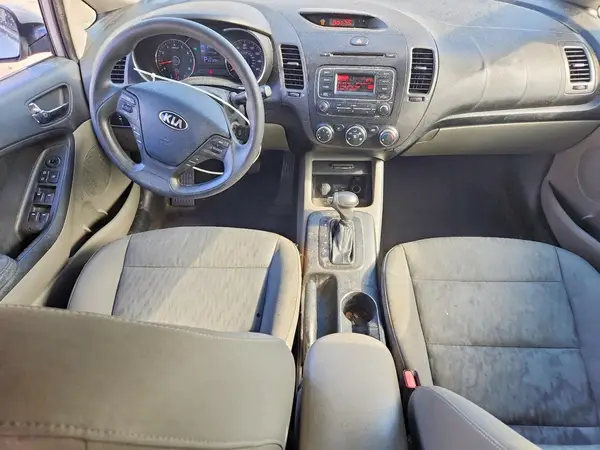 KNAFK4A6XG5615342 2016 KIA FORTE - Image 8
