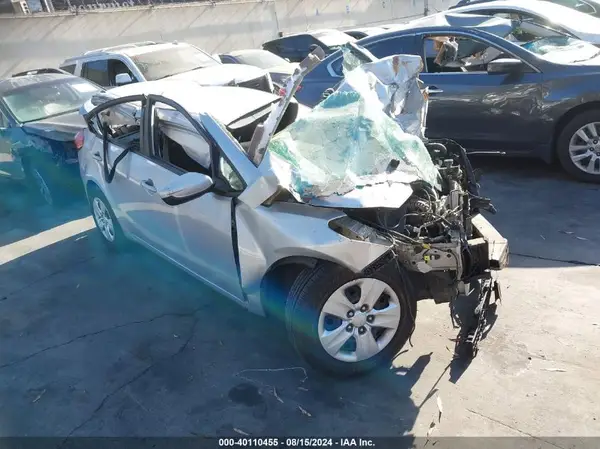 KNAFK4A6XG5616152 2016 KIA FORTE - Image 1
