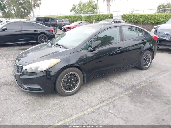 KNAFK4A6XG5616345 2016 KIA FORTE - Image 2