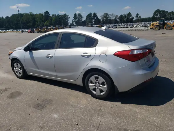 KNAFK4A6XG5619102 2016 KIA FORTE - Image 2