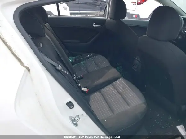 KNAFK5A80G5459447 2016 KIA FORTE - Image 8