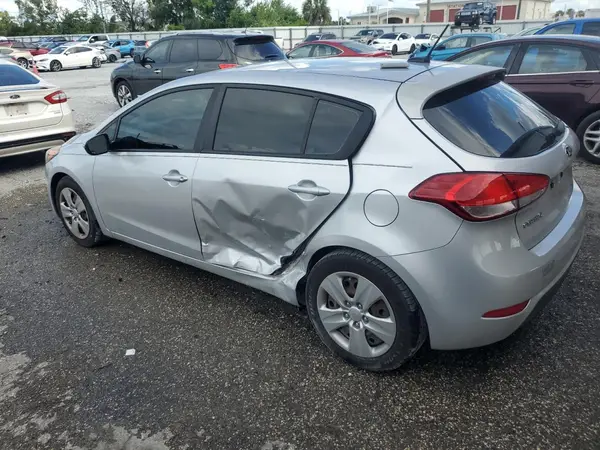KNAFK5A80G5582455 2016 KIA FORTE - Image 2