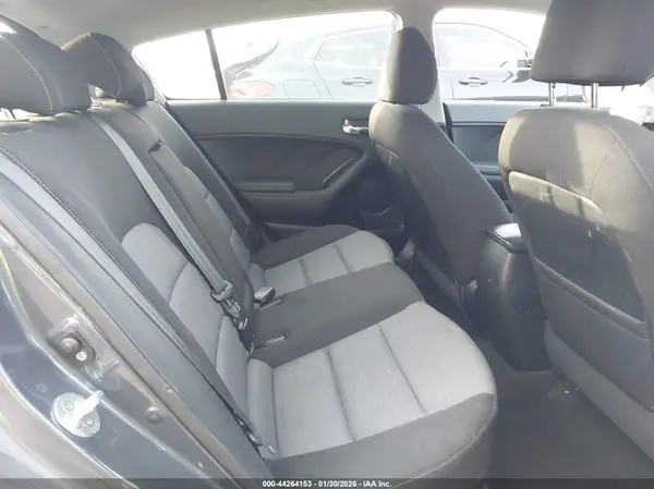KNAFK5A80G5583346 2016 KIA FORTE - Image 8