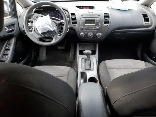 KNAFK5A80G5587977 2016 KIA FORTE - Image 8