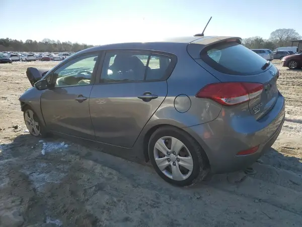 KNAFK5A80G5591074 2016 KIA FORTE - Image 2