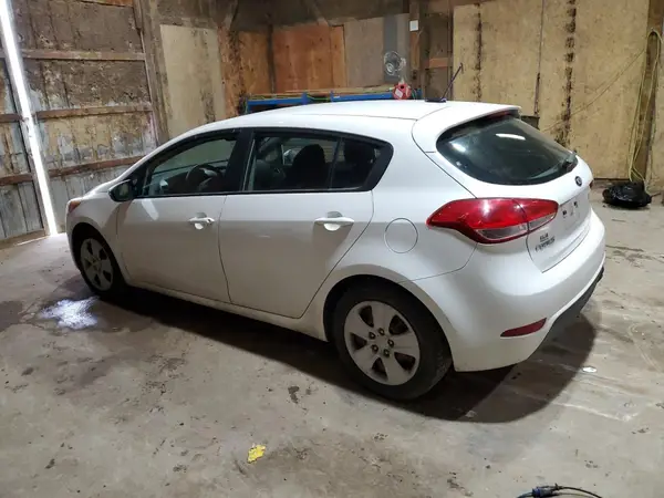 KNAFK5A80G5591155 2016 KIA FORTE - Image 2
