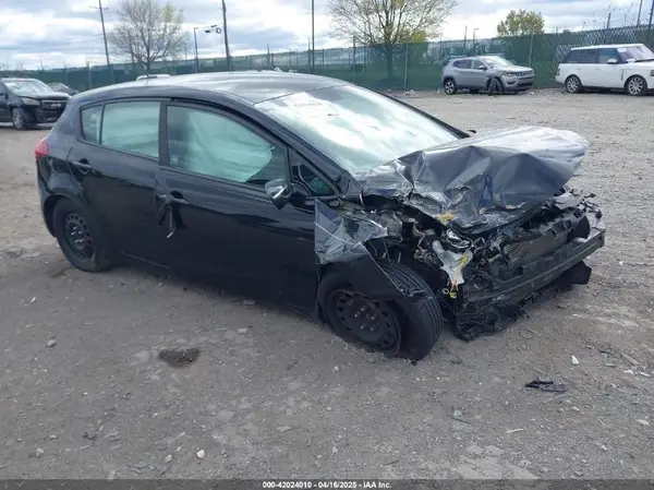 KNAFK5A80G5601716 2016 KIA FORTE - Image 1