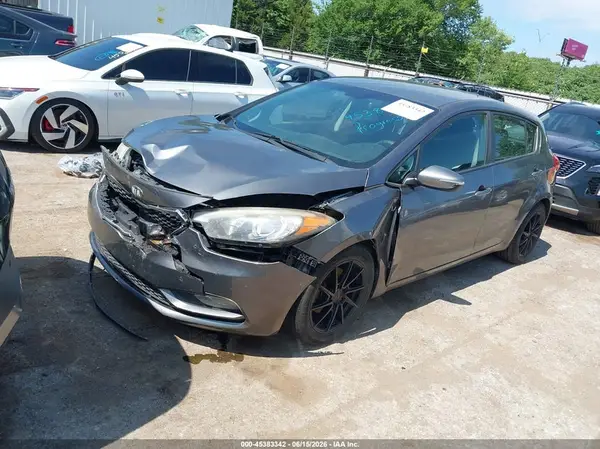 KNAFK5A80G5604664 2016 KIA FORTE - Image 2