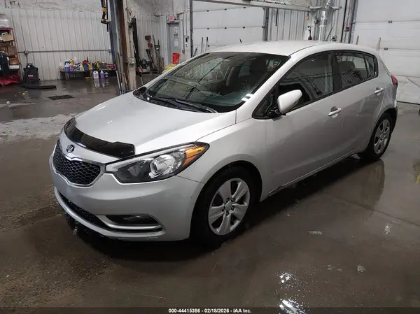 KNAFK5A80G5636952 2016 KIA FORTE - Image 2