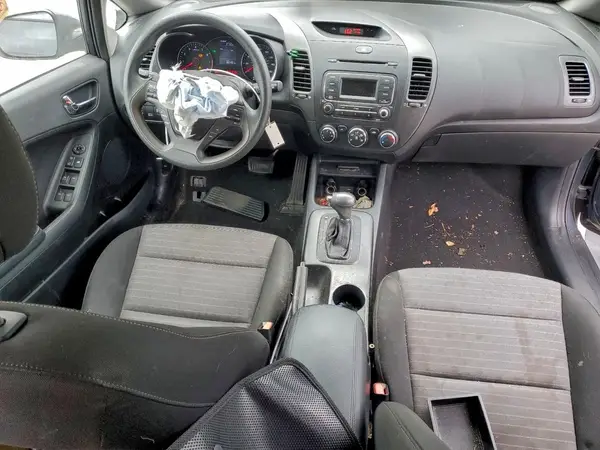 KNAFK5A80G5648728 2016 KIA FORTE - Image 8