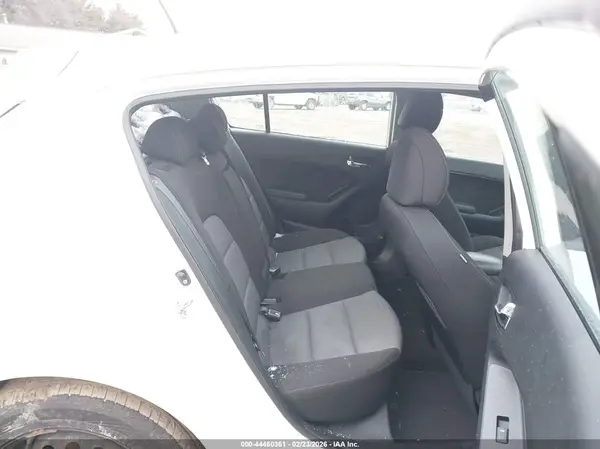 KNAFK5A80G5656666 2016 KIA FORTE - Image 8