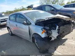 KNAFK5A80H5672352 2017 KIA FORTE