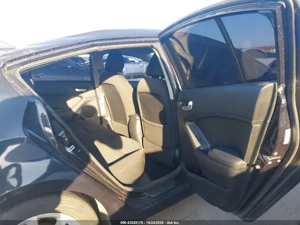 KNAFK5A80H5680418 2017 KIA FORTE - Image 8
