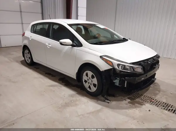 KNAFK5A80H5684453 2017 KIA FORTE - Image 1