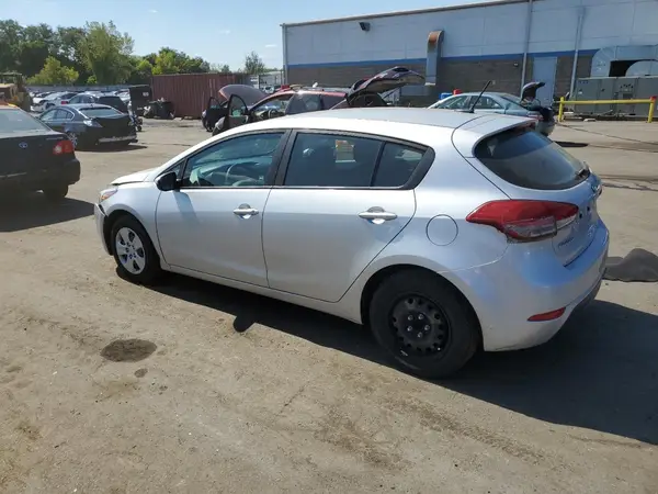 KNAFK5A80H5693461 2017 KIA FORTE - Image 2