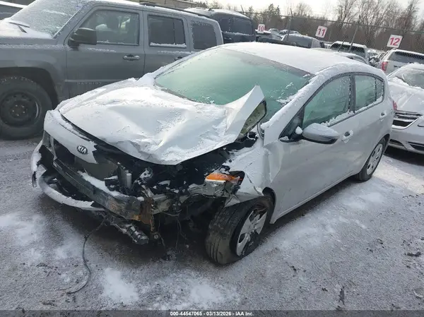 KNAFK5A80H5707438 2017 KIA FORTE - Image 2