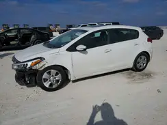 KNAFK5A80H5721677 2017 KIA FORTE