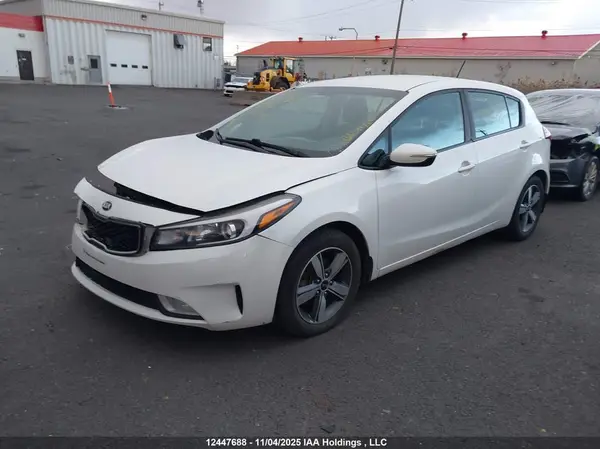 KNAFK5A80J5743345 2018 KIA FORTE - Image 2