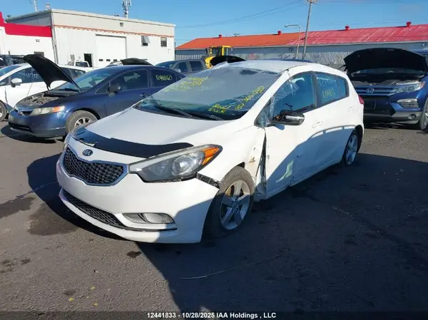 KNAFK5A81G5472269 2016 KIA FORTE - Image 2