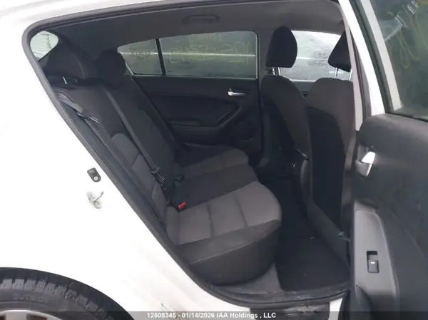 KNAFK5A81G5485183 2016 KIA FORTE - Image 8