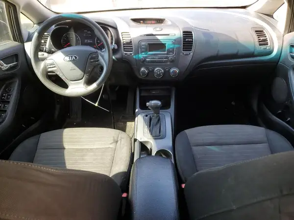 KNAFK5A81G5572551 2016 KIA FORTE - Image 8