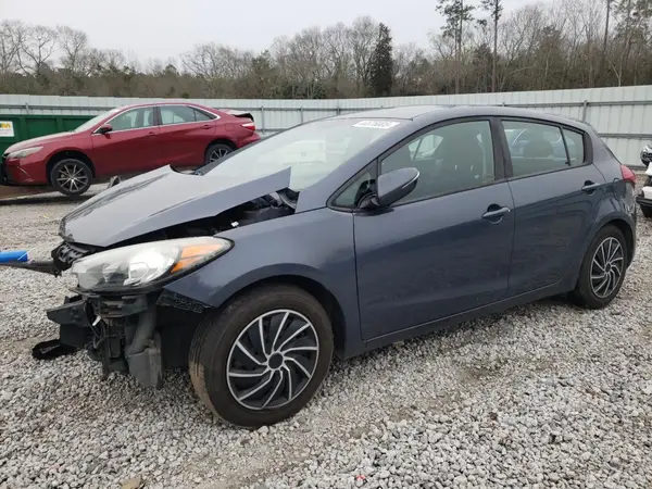 KNAFK5A81G5585333 2016 KIA FORTE - Image 1