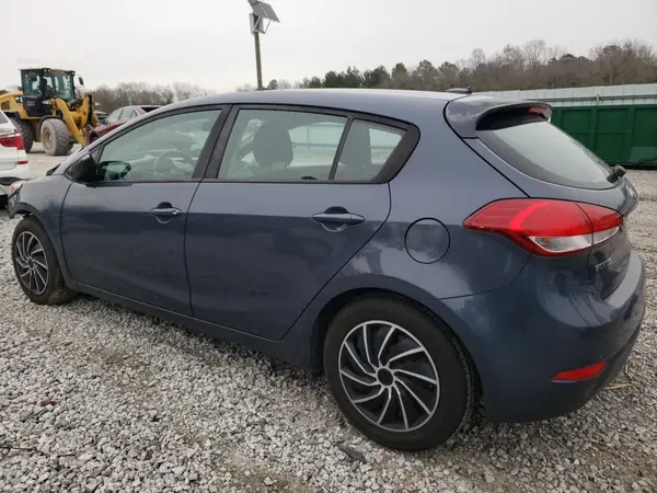 KNAFK5A81G5585333 2016 KIA FORTE - Image 2