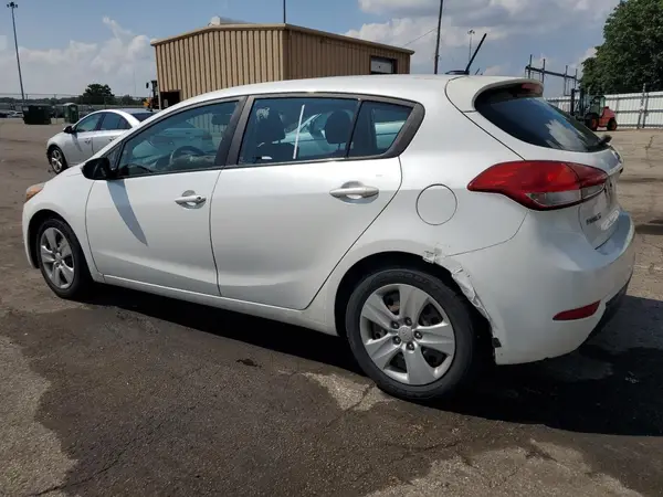 KNAFK5A81G5599362 2016 KIA FORTE - Image 2