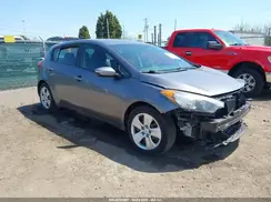 KNAFK5A81G5654585 2016 KIA FORTE
