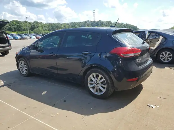 KNAFK5A81H5681920 2017 KIA FORTE - Image 2