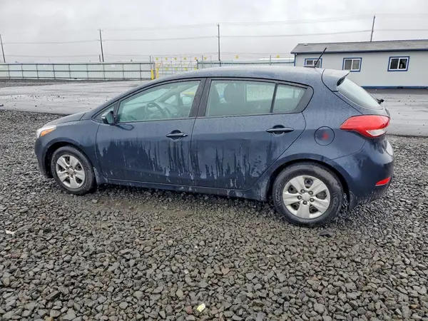 KNAFK5A81H5698782 2017 KIA FORTE - Image 2