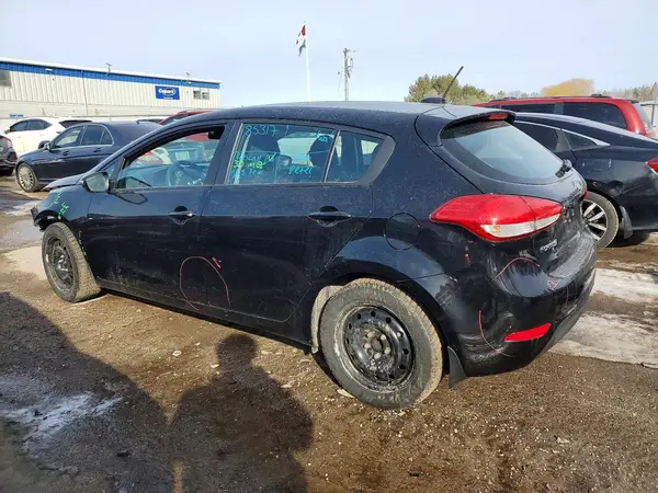 KNAFK5A81J5776645 2018 KIA FORTE - Image 2