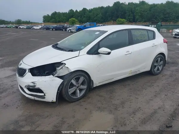 KNAFK5A82G5472328 2016 KIA FORTE - Image 2