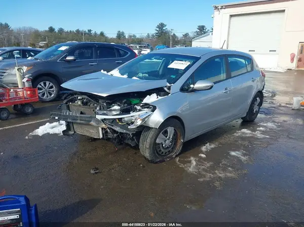 KNAFK5A82G5583249 2016 KIA FORTE - Image 2